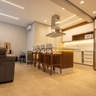 Apartamento com 128m², 3 quartos (sendo 3 suítes), 2 garagens, no bairro Cachoeira do Bom Jesus em Florianópolis
