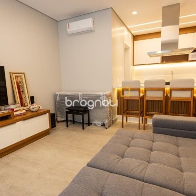 Apartamento com 128m², 3 quartos (sendo 3 suítes), 2 garagens, no bairro Cachoeira do Bom Jesus em Florianópolis
