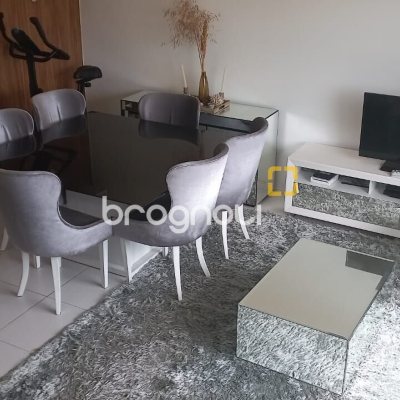 Apartamento com 105m², 3 quartos (sendo 1 suíte), 2 garagens, no bairro Canajurê em Florianópolis