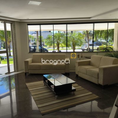 Apartamento com 128m², 3 quartos (sendo 3 suítes), 2 garagens, no bairro Jurerê Internacional em Florianópolis