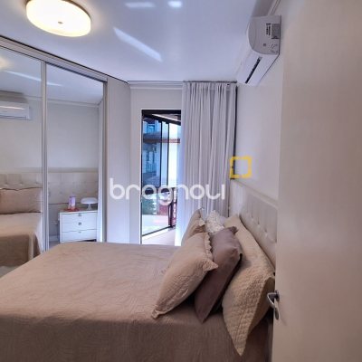 Apartamento com 128m², 3 quartos (sendo 3 suítes), 2 garagens, no bairro Jurerê Internacional em Florianópolis