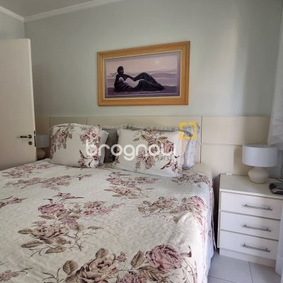 Apartamento com 128m², 3 quartos (sendo 3 suítes), 2 garagens, no bairro Jurerê Internacional em Florianópolis