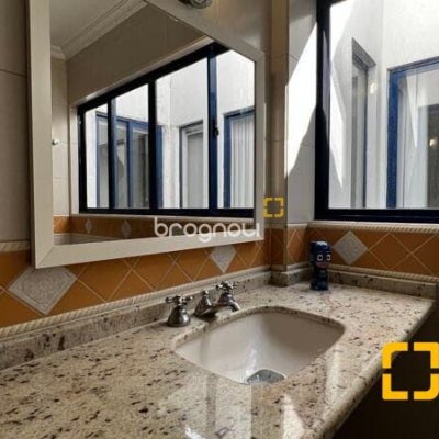 Cobertura com 330m², 3 quartos (sendo 3 suítes), 2 garagens, no bairro Jurerê Internacional em Florianópolis
