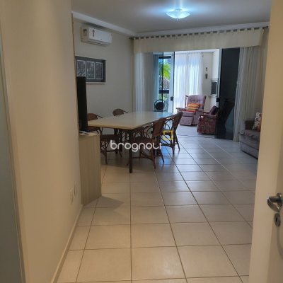 Apartamento com 139m², 3 quartos (sendo 2 suítes), 4 garagens, no bairro Jurerê Internacional em Florianópolis