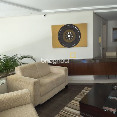 Apartamento com 139m², 3 quartos (sendo 2 suítes), 4 garagens, no bairro Jurerê Internacional em Florianópolis