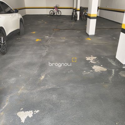 Apartamento com 139m², 3 quartos (sendo 2 suítes), 4 garagens, no bairro Jurerê Internacional em Florianópolis