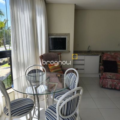 Apartamento com 139m², 3 quartos (sendo 2 suítes), 4 garagens, no bairro Jurerê Internacional em Florianópolis