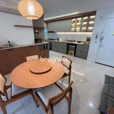 Apartamento com 105m², 3 quartos (sendo 3 suítes), 2 garagens, no bairro Jurerê Internacional em Florianópolis
