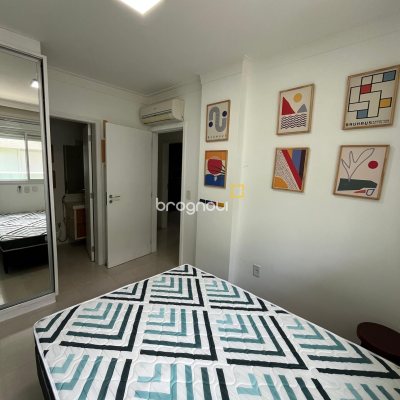 Apartamento com 105m², 3 quartos (sendo 3 suítes), 2 garagens, no bairro Jurerê Internacional em Florianópolis