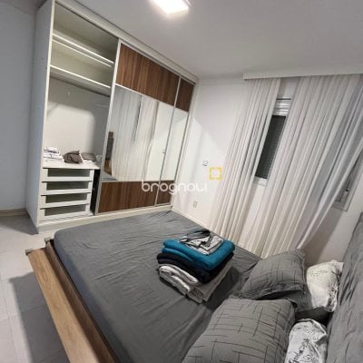 Apartamento com 105m², 3 quartos (sendo 3 suítes), 2 garagens, no bairro Jurerê Internacional em Florianópolis
