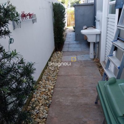 Casa com 173m², 4 quartos (sendo 3 suítes), 2 garagens, no bairro Cachoeira do Bom Jesus em Florianópolis