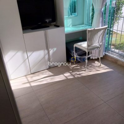 Casa com 173m², 4 quartos (sendo 3 suítes), 2 garagens, no bairro Cachoeira do Bom Jesus em Florianópolis
