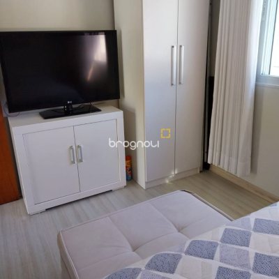 Casa com 173m², 4 quartos (sendo 3 suítes), 2 garagens, no bairro Cachoeira do Bom Jesus em Florianópolis