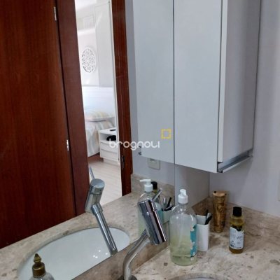 Casa com 173m², 4 quartos (sendo 3 suítes), 2 garagens, no bairro Cachoeira do Bom Jesus em Florianópolis