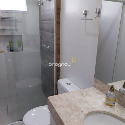 Casa com 173m², 4 quartos (sendo 3 suítes), 2 garagens, no bairro Cachoeira do Bom Jesus em Florianópolis