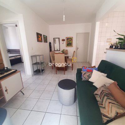Apartamento com 55m², 2 quartos, 1 garagem, no bairro Campinas em São José
