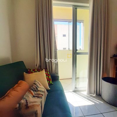 Apartamento com 55m², 2 quartos, 1 garagem, no bairro Campinas em São José