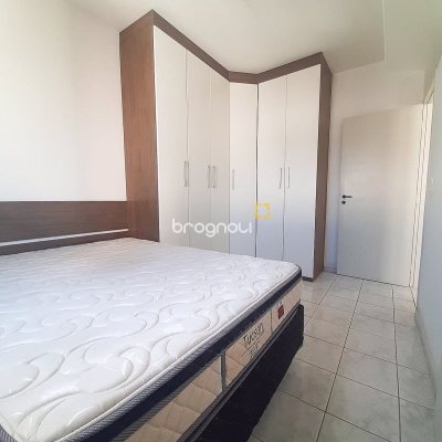 Apartamento com 55m², 2 quartos, 1 garagem, no bairro Campinas em São José
