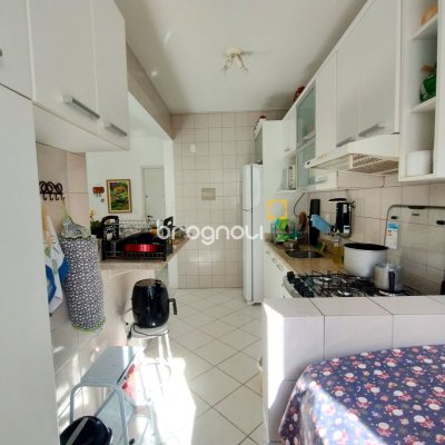 Apartamento com 55m², 2 quartos, 1 garagem, no bairro Campinas em São José