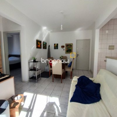 Apartamento com 55m², 2 quartos, 1 garagem, no bairro Campinas em São José