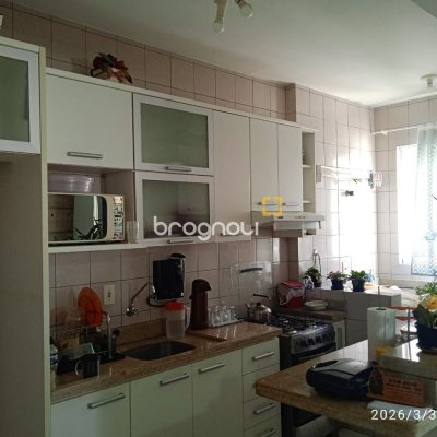 Apartamento com 55m², 2 quartos, 1 garagem, no bairro Campinas em São José