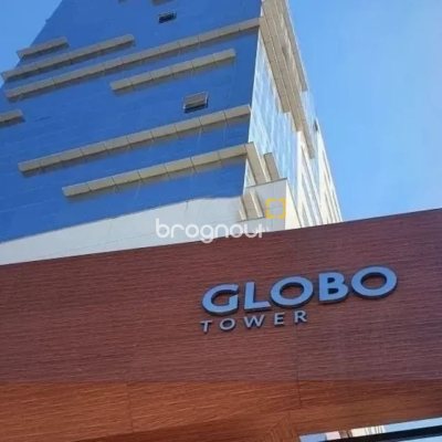 Sala com 74m², 1 garagem, no bairro Estreito em Florianópolis