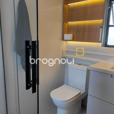 Casa com 236m², 4 quartos (sendo 3 suítes), 4 garagens, no bairro Jardim Anchieta em Florianópolis