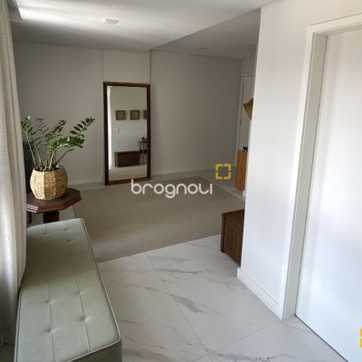 Apartamento com 115m², 3 quartos (sendo 2 suítes), 2 garagens, no bairro Saco dos Limões em Florianópolis