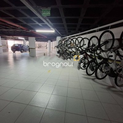 Apartamento com 115m², 3 quartos (sendo 2 suítes), 2 garagens, no bairro Saco dos Limões em Florianópolis