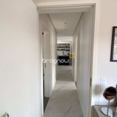 Apartamento com 115m², 3 quartos (sendo 2 suítes), 2 garagens, no bairro Saco dos Limões em Florianópolis