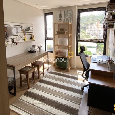 Apartamento com 115m², 3 quartos (sendo 2 suítes), 2 garagens, no bairro Saco dos Limões em Florianópolis