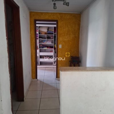 Casa com 103m², 2 quartos, 1 garagem, no bairro Campinas em São José