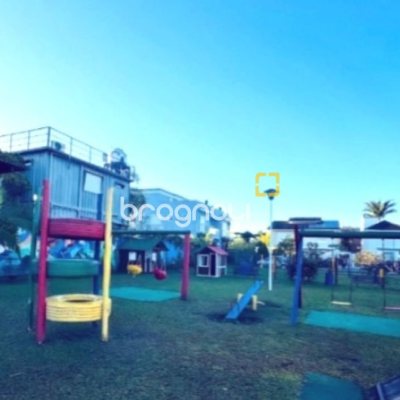 Casa com 119m², 3 quartos (sendo 1 suíte), 2 garagens, no bairro Campeche em Florianópolis
