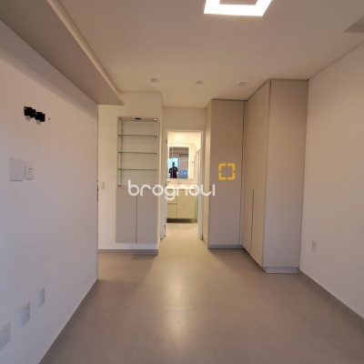 Apartamento com 78m², 2 quartos (sendo 1 suíte), 1 garagem, no bairro Ingleses em Florianópolis
