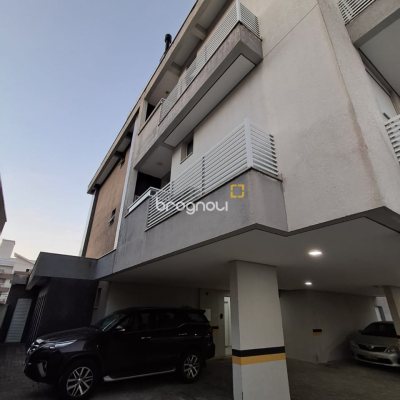 Apartamento com 78m², 2 quartos (sendo 1 suíte), 1 garagem, no bairro Ingleses em Florianópolis