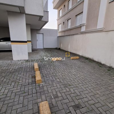 Apartamento com 78m², 2 quartos (sendo 1 suíte), 1 garagem, no bairro Ingleses em Florianópolis