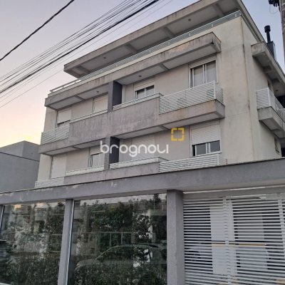 Apartamento com 78m², 2 quartos (sendo 1 suíte), 1 garagem, no bairro Ingleses em Florianópolis