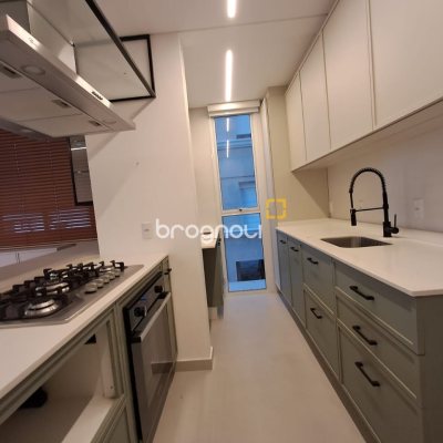 Apartamento com 78m², 2 quartos (sendo 1 suíte), 1 garagem, no bairro Ingleses em Florianópolis