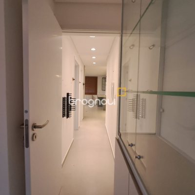 Apartamento com 78m², 2 quartos (sendo 1 suíte), 1 garagem, no bairro Ingleses em Florianópolis