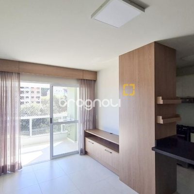 Apartamento com 71m², 2 quartos (sendo 1 suíte), 1 garagem, no bairro Saco Grande em Florianópolis