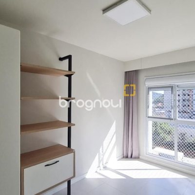 Apartamento com 71m², 2 quartos (sendo 1 suíte), 1 garagem, no bairro Saco Grande em Florianópolis