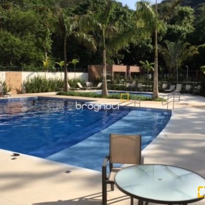 Apartamento com 71m², 2 quartos (sendo 1 suíte), 1 garagem, no bairro Saco Grande em Florianópolis