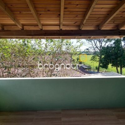 Casa com 103m², 2 quartos (sendo 1 suíte), no bairro Campeche em Florianópolis