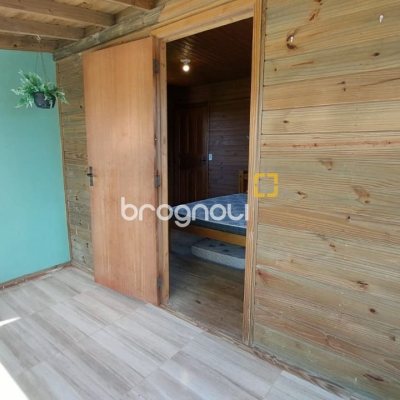 Casa com 103m², 2 quartos (sendo 1 suíte), no bairro Campeche em Florianópolis