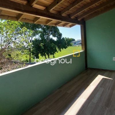 Casa com 103m², 2 quartos (sendo 1 suíte), no bairro Campeche em Florianópolis