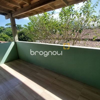 Casa com 103m², 2 quartos (sendo 1 suíte), no bairro Campeche em Florianópolis