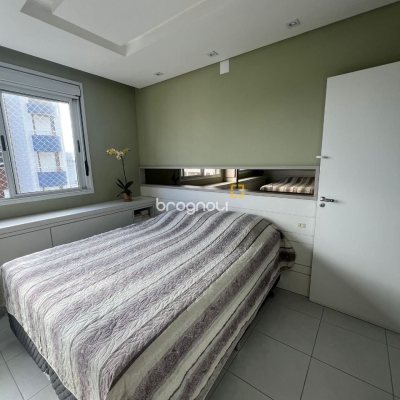 Apartamento com 87m², 3 quartos (sendo 1 suíte), 1 garagem, no bairro Itacorubi em Florianópolis