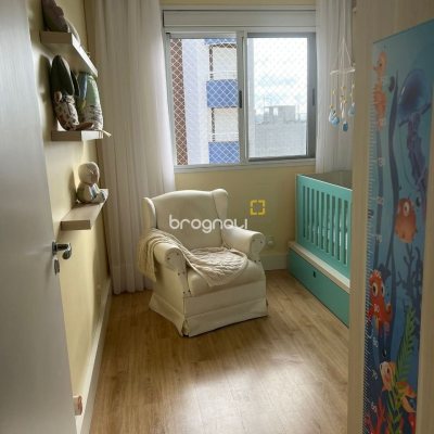 Apartamento com 87m², 3 quartos (sendo 1 suíte), 1 garagem, no bairro Itacorubi em Florianópolis