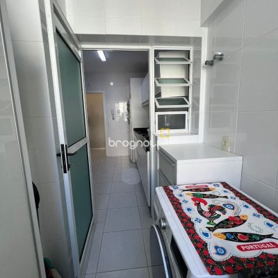 Apartamento com 87m², 3 quartos (sendo 1 suíte), 1 garagem, no bairro Itacorubi em Florianópolis