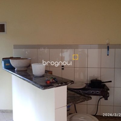 Casa de Condomínio com 301m², 4 quartos (sendo 2 suítes), 2 garagens, no bairro Bosque das Mansões em São José
